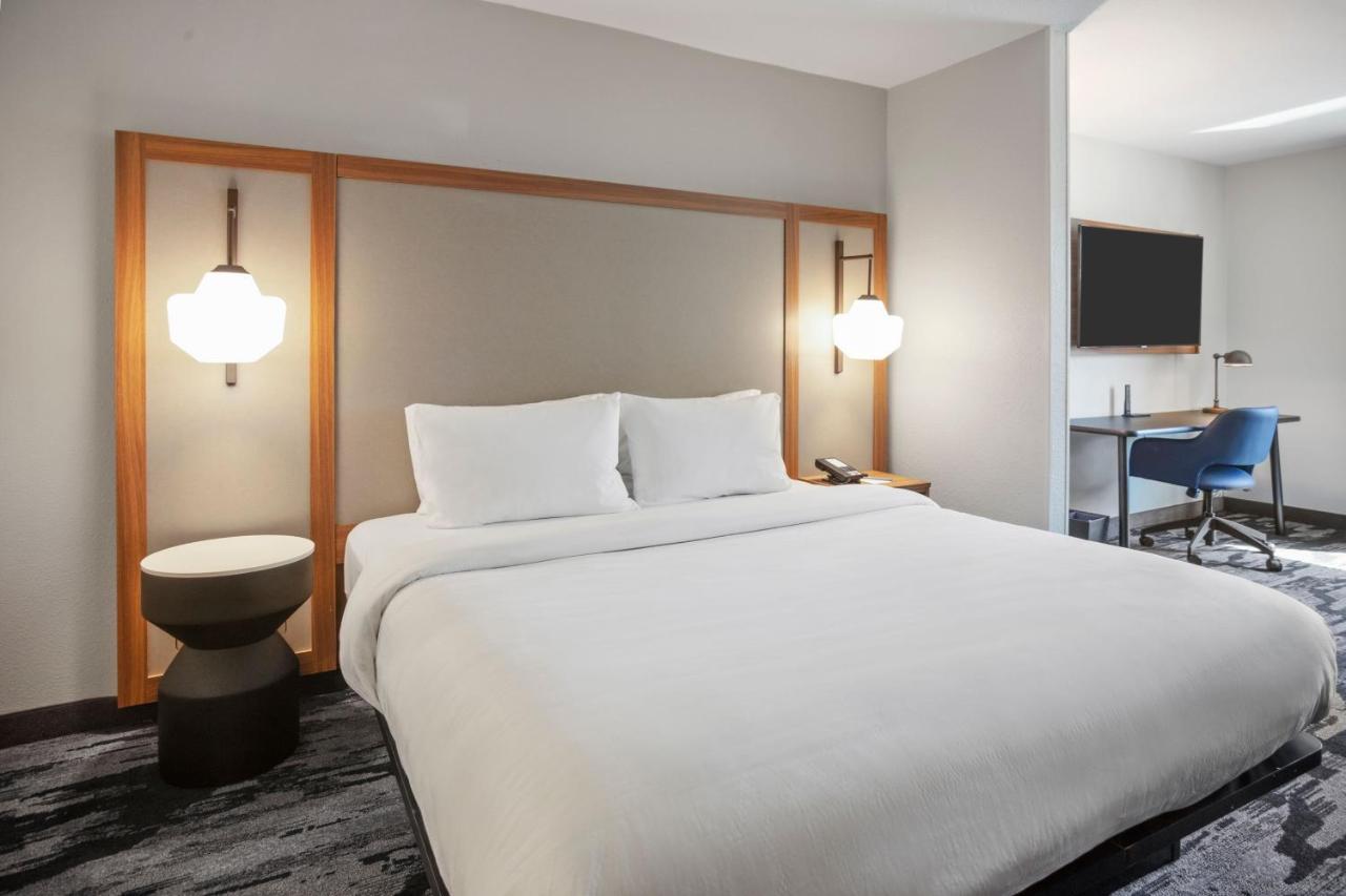 Fairfield Inn & Suites Ранчо-Кордова Екстер'єр фото