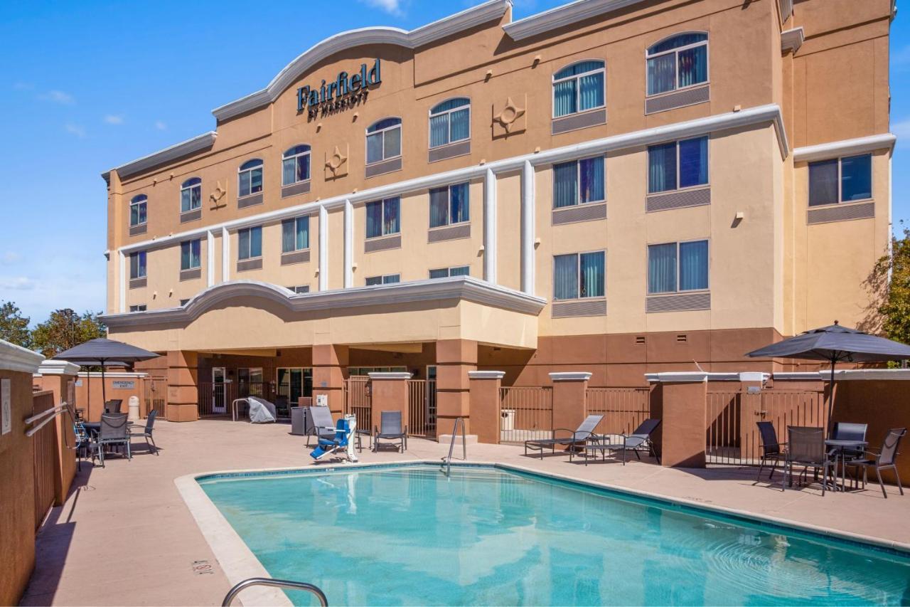 Fairfield Inn & Suites Ранчо-Кордова Екстер'єр фото