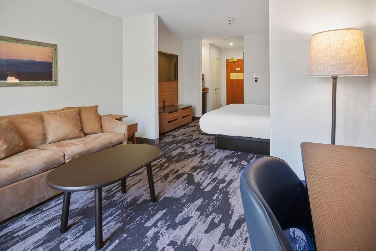 Fairfield Inn & Suites Ранчо-Кордова Екстер'єр фото